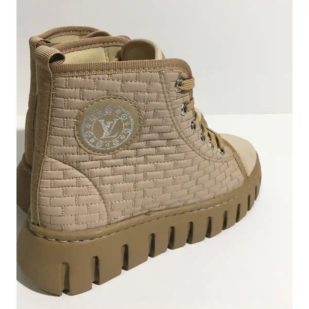 نیم بوت دخترانه زنانه کاپشنی (شمعی) لویی ویتون LV  رنگ موکا نسکافه‌ای